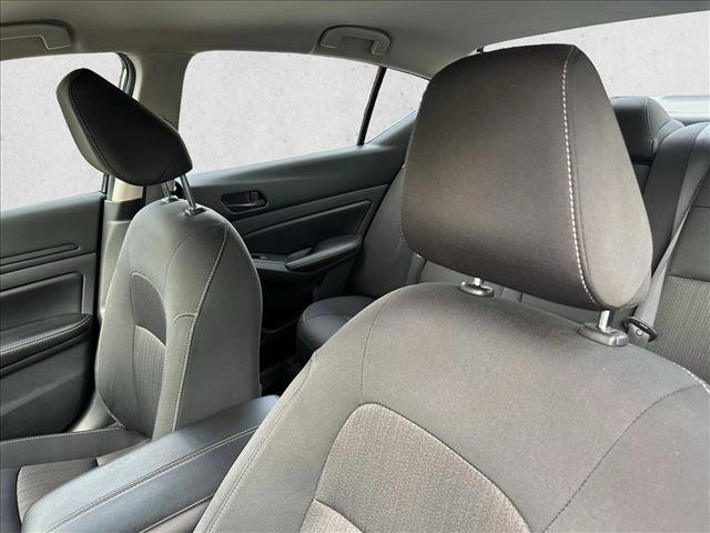 Used 2024 Nissan Altima 2.5 SV image 11