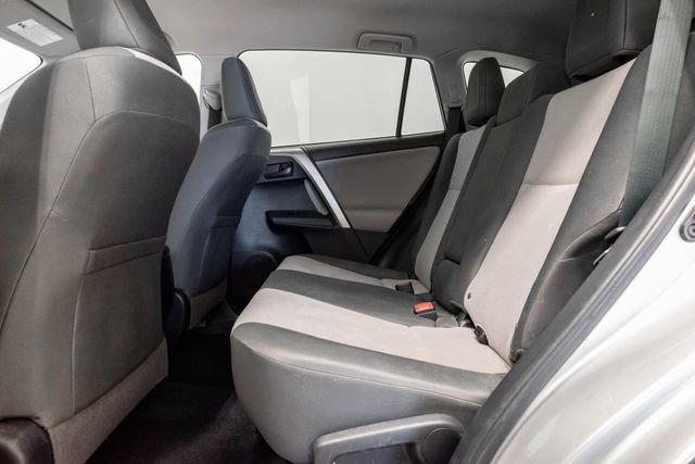 Used 2015 Toyota RAV4 LE w/ Four Season Floor Mat Package image 21