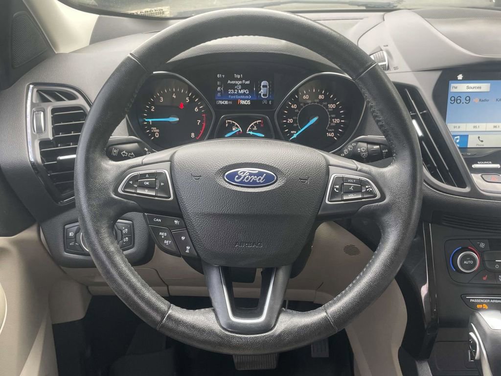 Used 2019 Ford Escape Titanium image 22