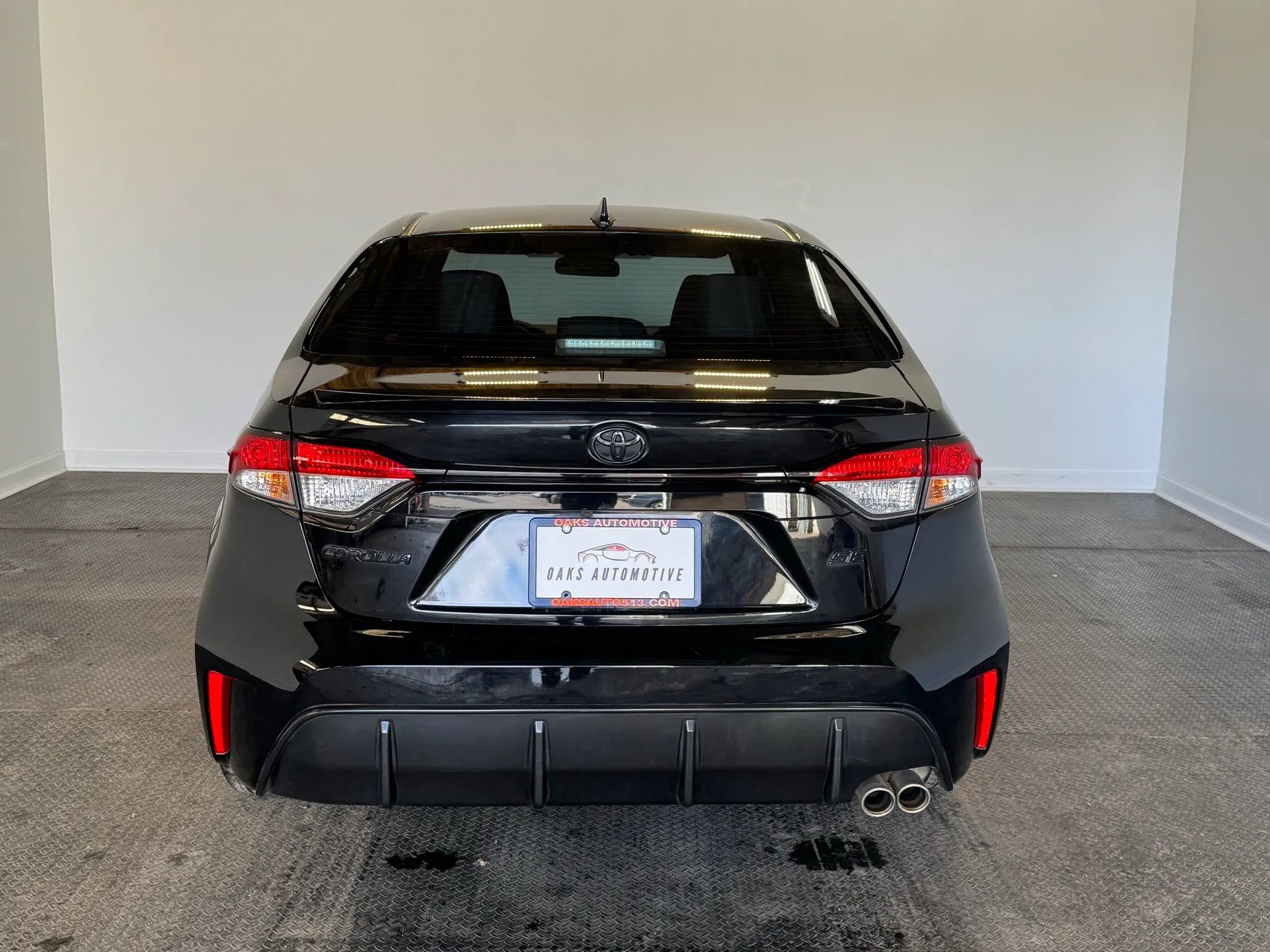 Used 2025 Toyota Corolla SE image 5