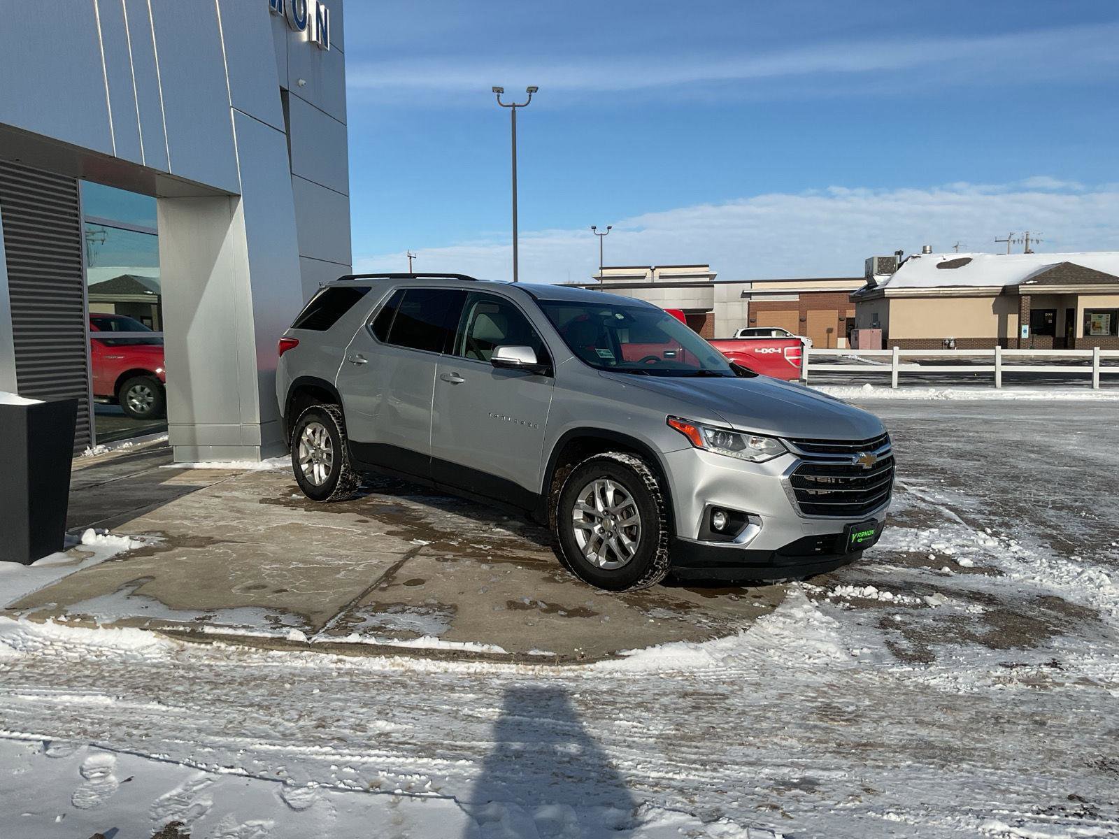 Used 2020 Chevrolet Traverse LT image 5