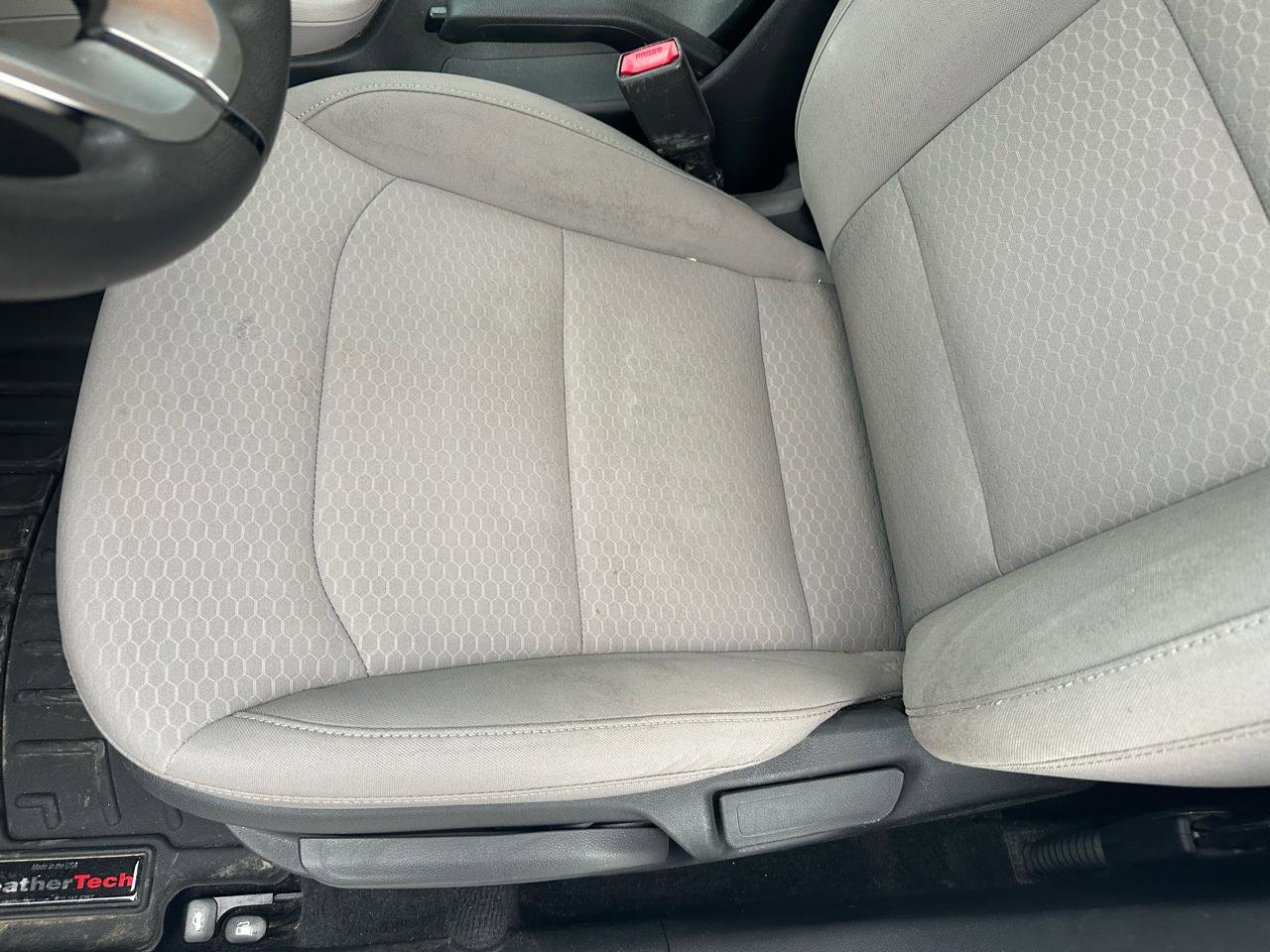 Used 2020 Hyundai Elantra SE image 12