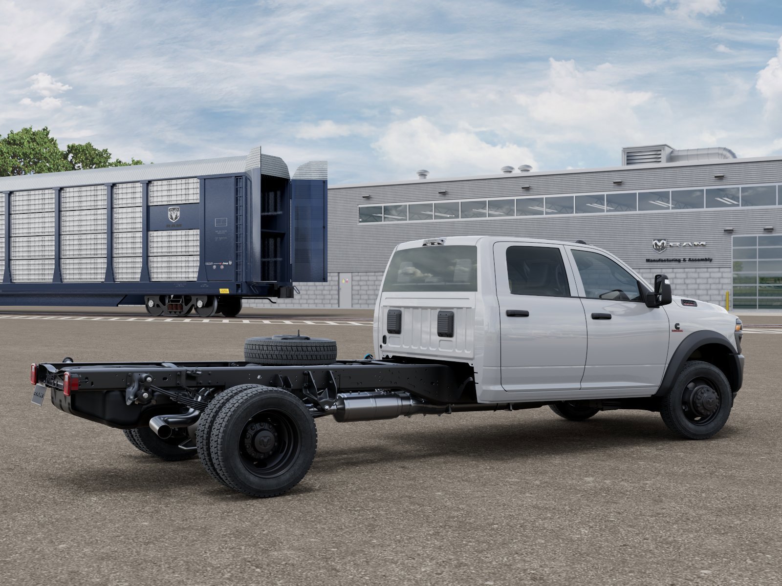New 2026 RAM 5500 Tradesman AWD/4WD image 2