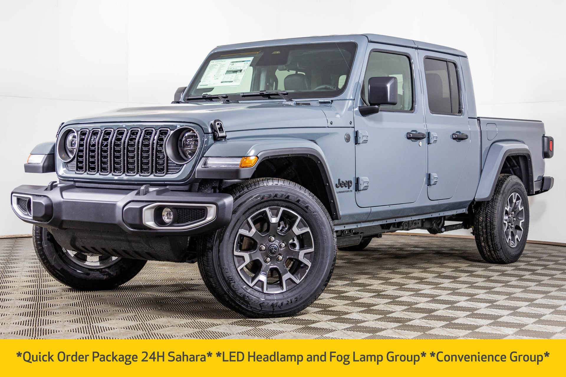 New 2026 Jeep Gladiator Sport S image 2
