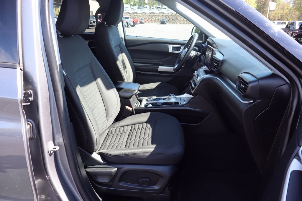 Used 2021 Ford Explorer XLT w/ Class III Trailer Tow Package image 18