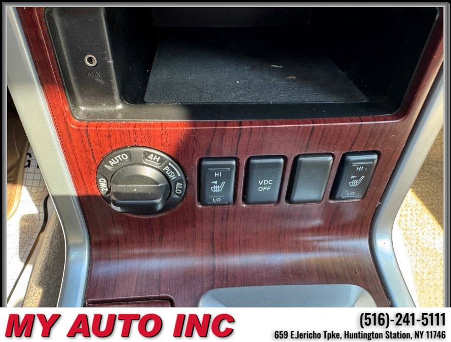 Used 2011 Nissan Pathfinder LE w/ Navigation Pkg image 20