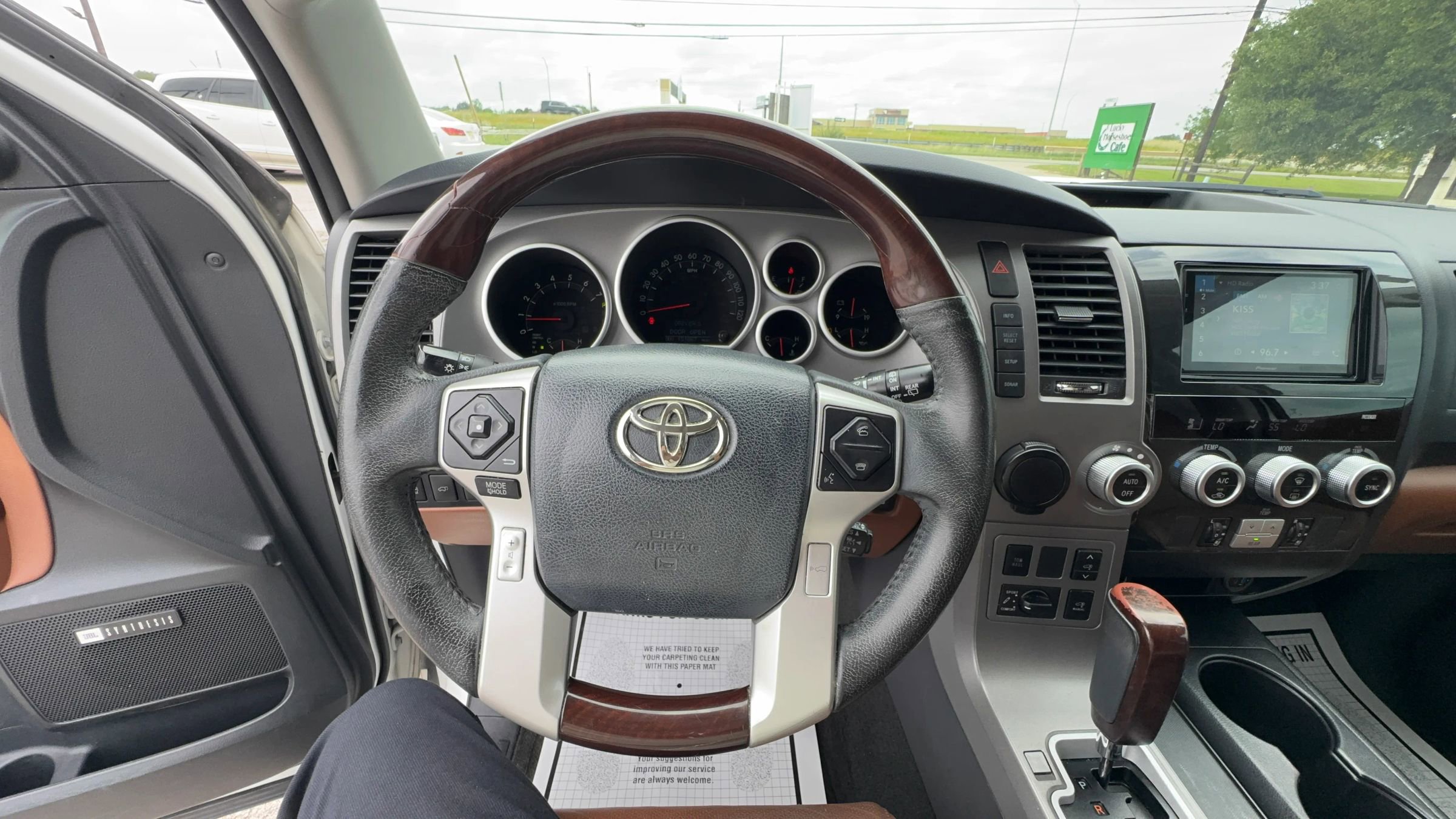 Used 2014 Toyota Sequoia Platinum RWD image 8