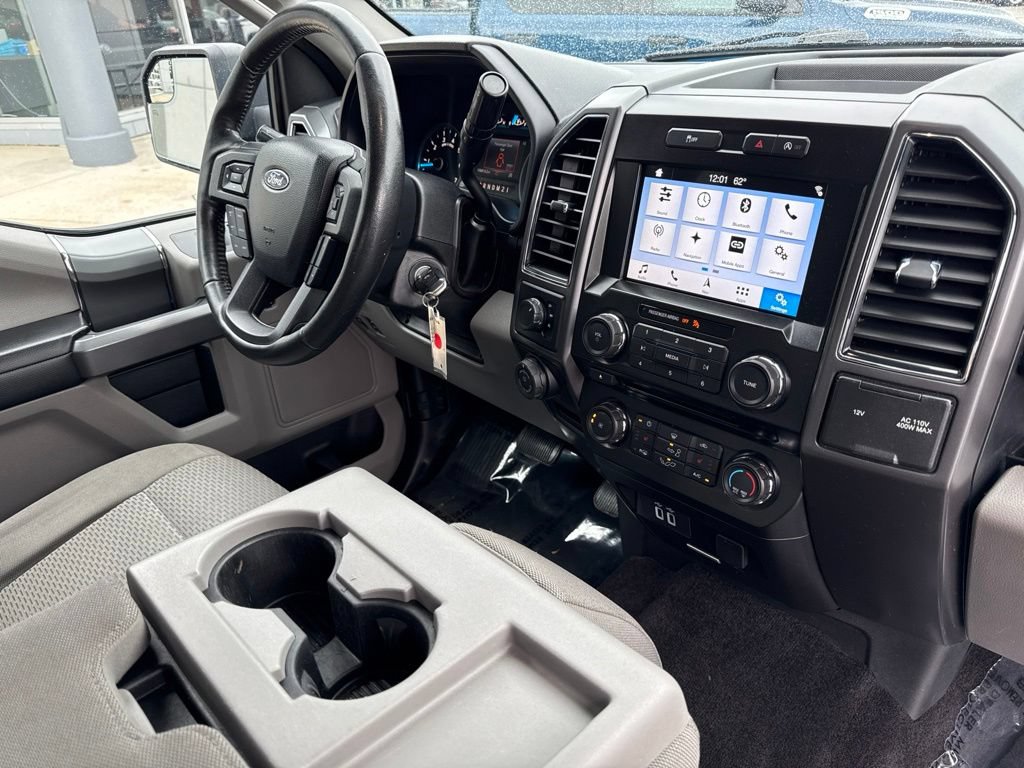 Used 2017 Ford F150 XLT w/ Equipment Group 302A Luxury AWD/4WD image 48