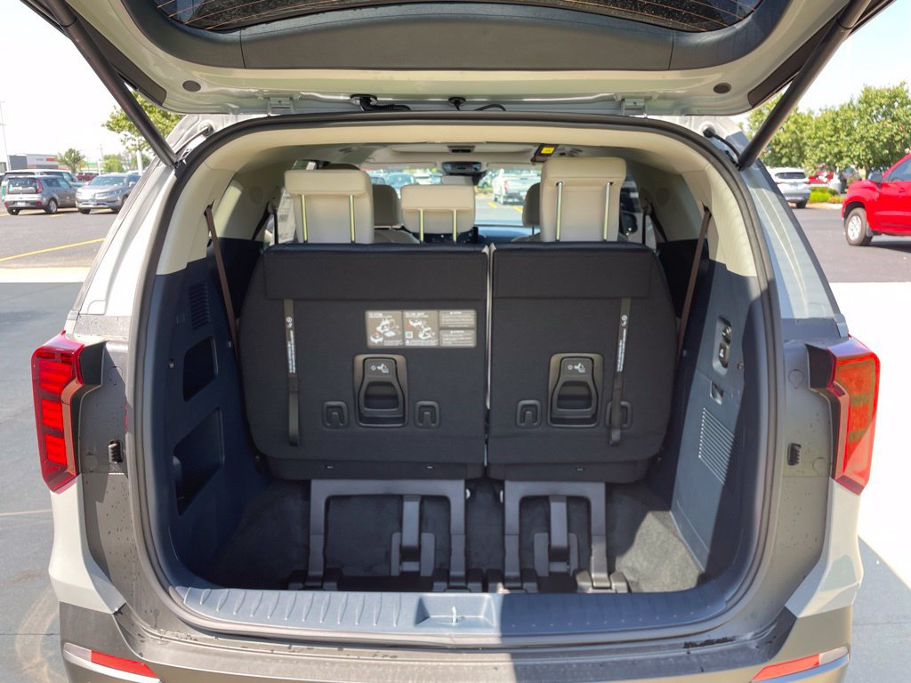 New 2027 Kia Carnival SX FWD image 15