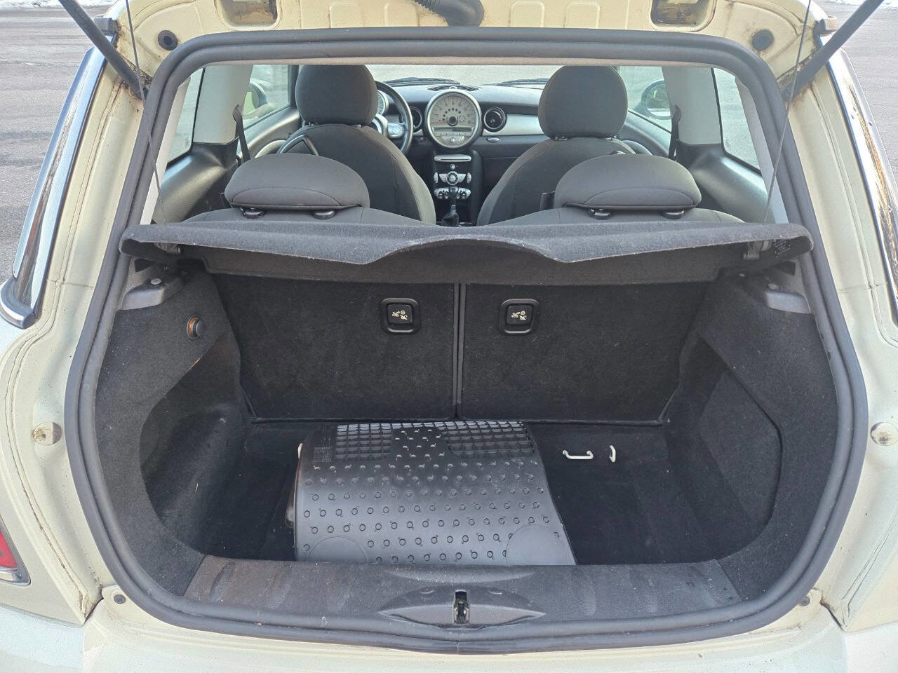 Used 2010 MINI Cooper Hardtop image 39