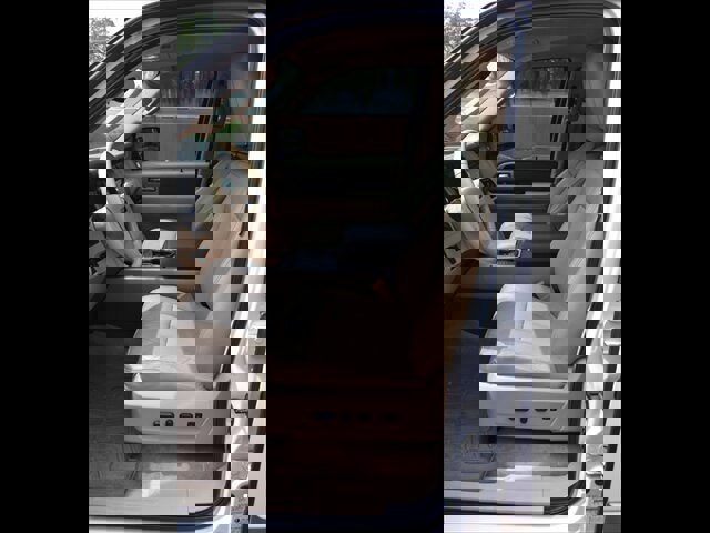 Used 2013 Ford Expedition EL XLT image 16