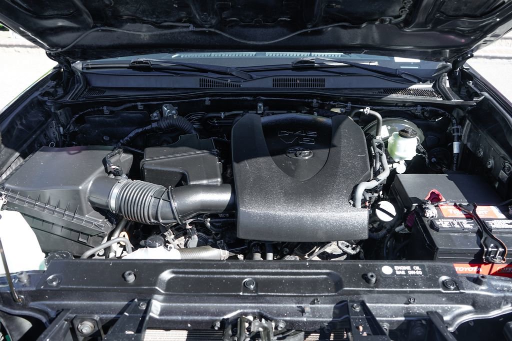 Used 2019 Toyota Tacoma SR w/ SR Convenience Package AWD/4WD image 11