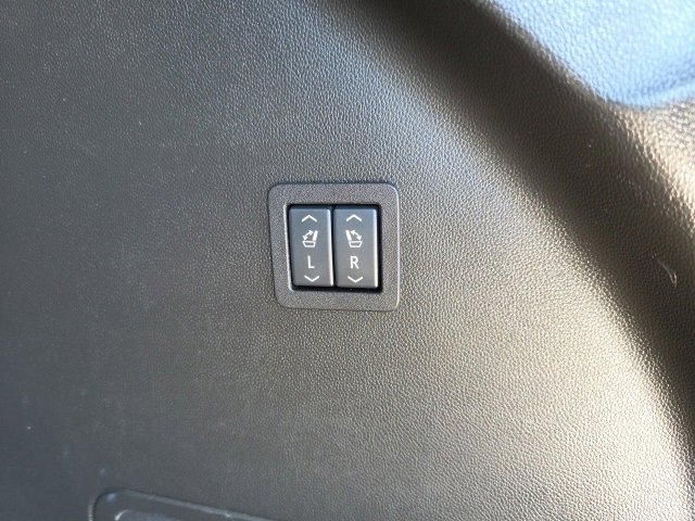 Used 2024 Buick Enclave Premium image 60