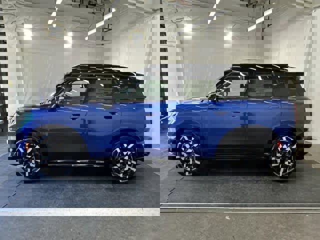 New 2026 MINI Cooper Countryman S w/ Comfort Package Max image 2