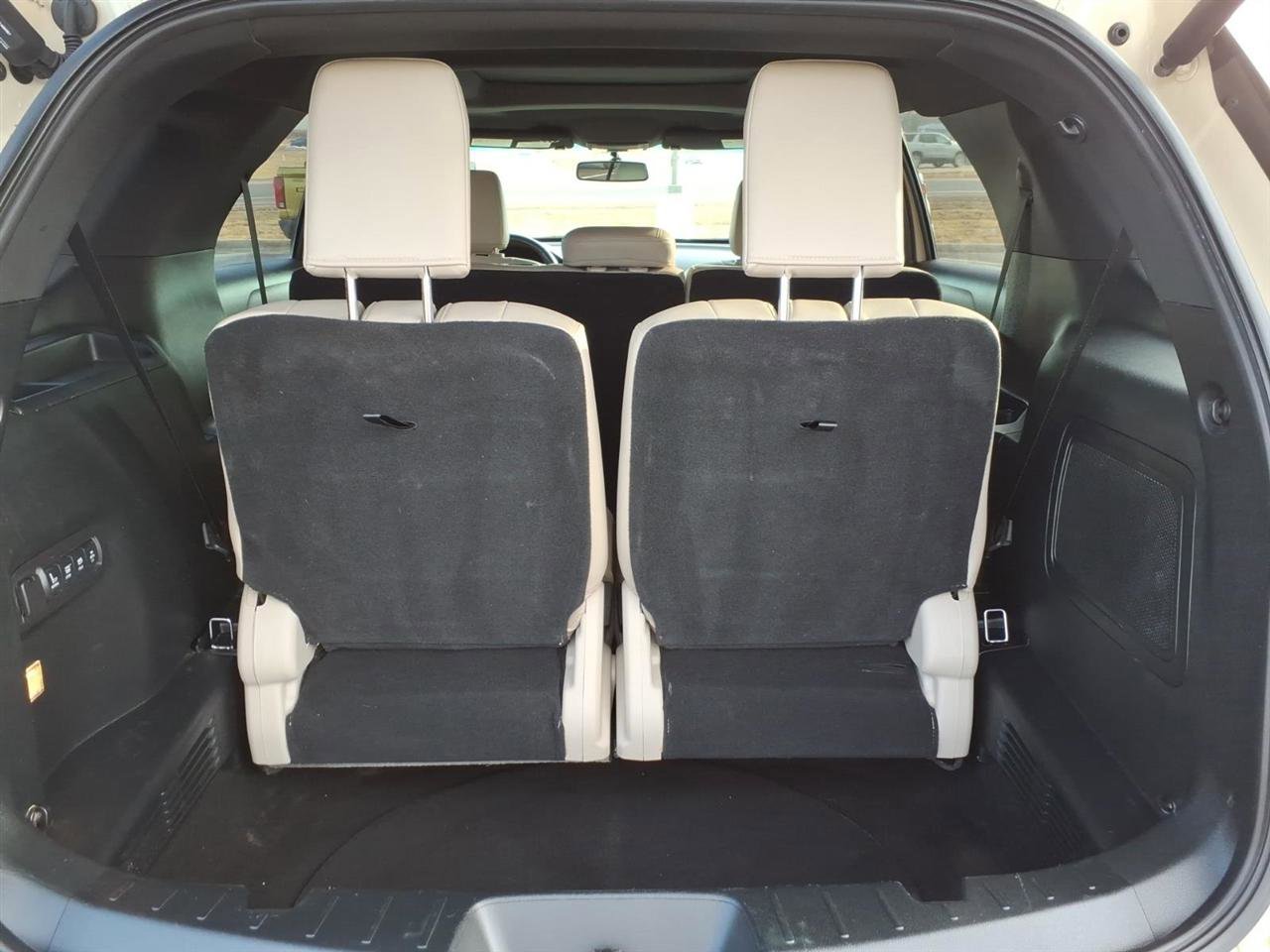 Used 2018 Ford Explorer Limited image 8