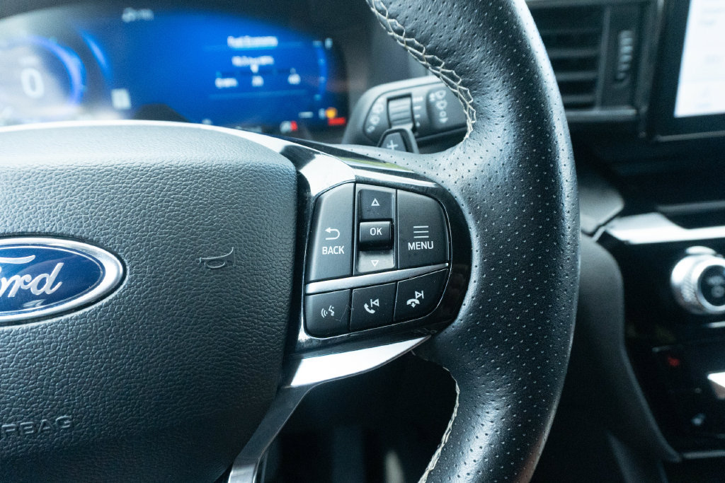 Used 2023 Ford Explorer ST RWD image 26
