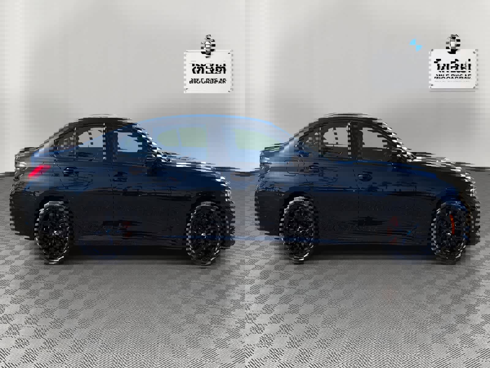 New 2026 BMW 330i xDrive Sedan w/ M Sport Package image 4