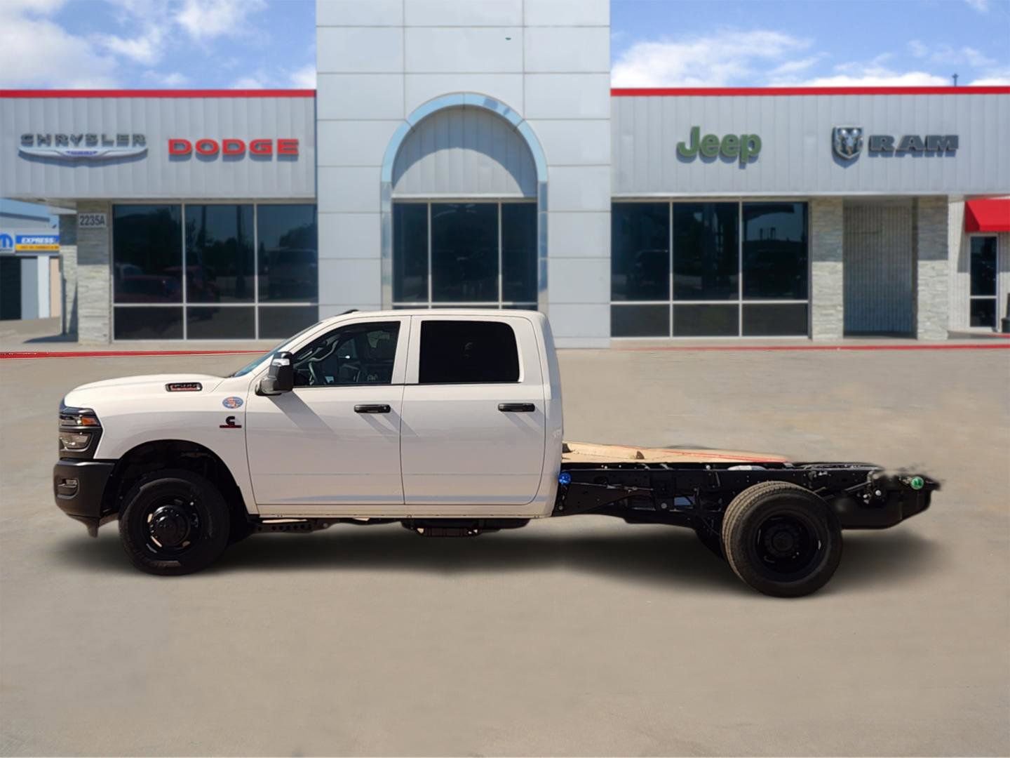 New 2026 RAM 3500 Tradesman AWD/4WD image 3
