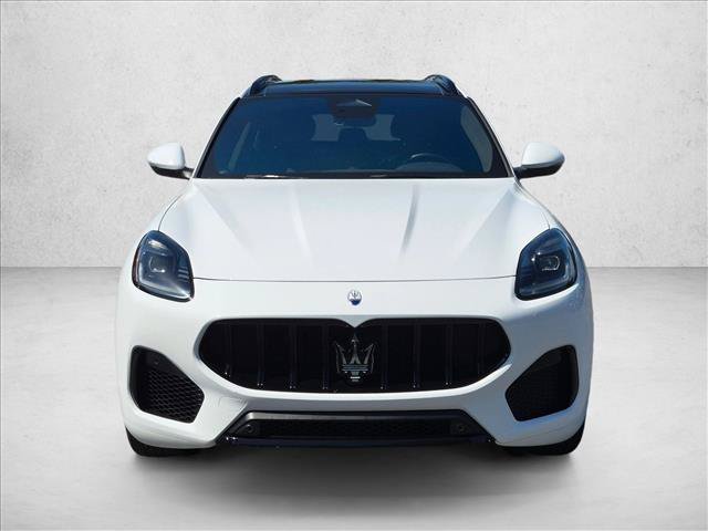 Used 2023 Maserati Grecale Modena AWD/4WD image 2