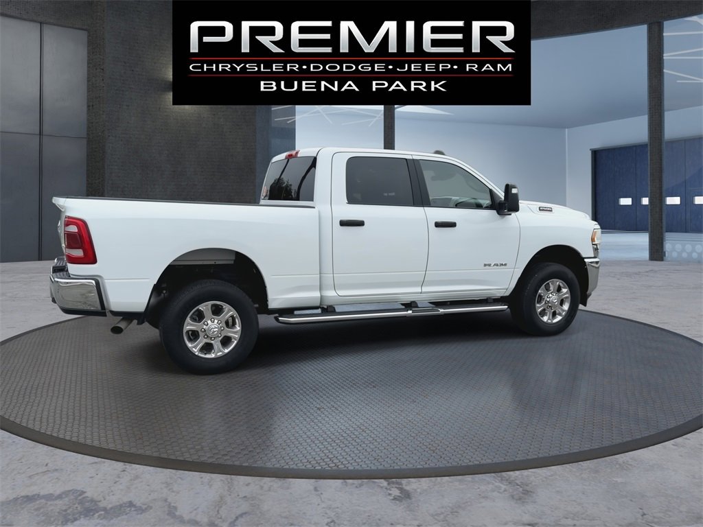 Used 2024 RAM 2500 Big Horn w/ Safety Group image 8