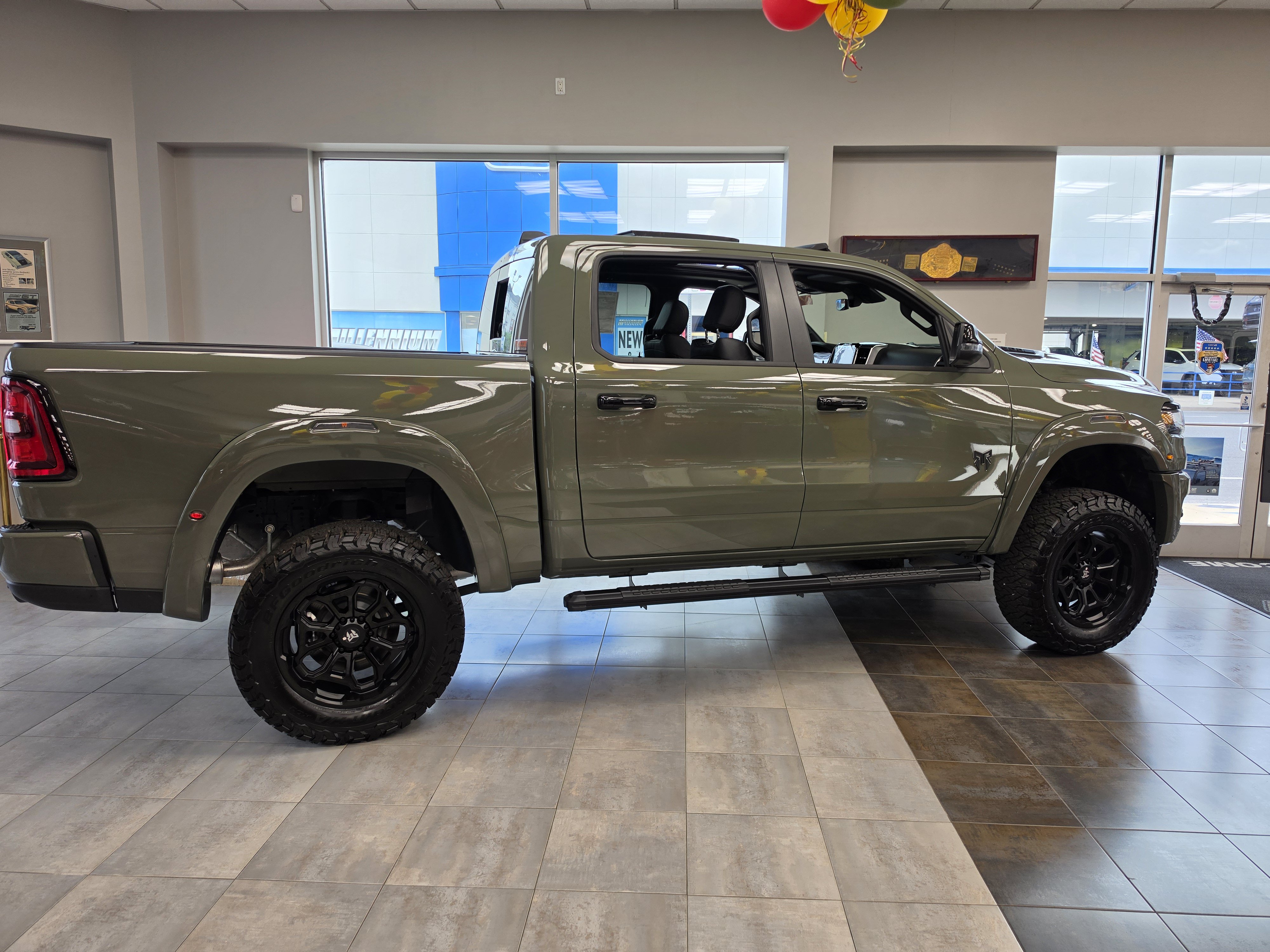 New 2026 RAM 1500 Big Horn AWD/4WD image 6