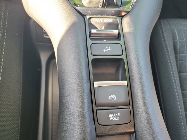 Certified 2026 Honda HR-V LX image 26