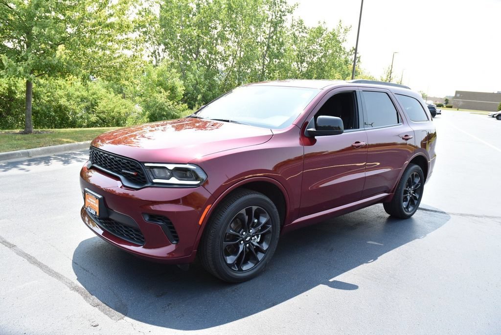 Certified 2025 Dodge Durango GT w/ Blacktop Package AWD/4WD image 9