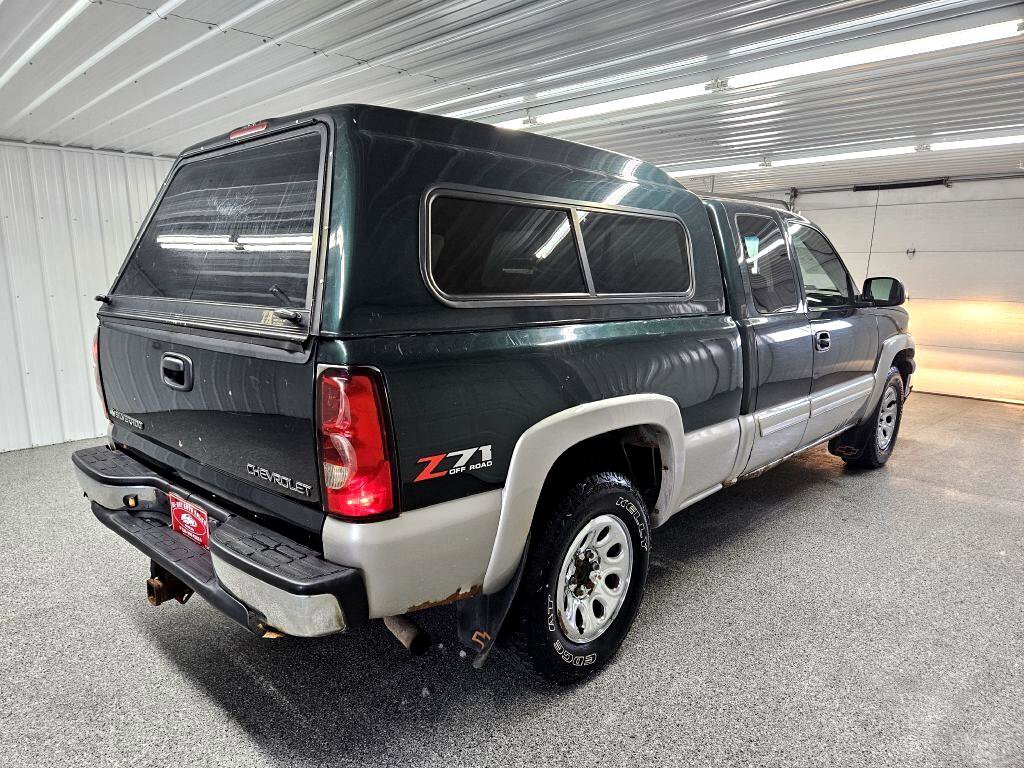 Used 2005 Chevrolet Silverado 1500 4x4 Extended Cab w/ Light Duty Power Package image 2