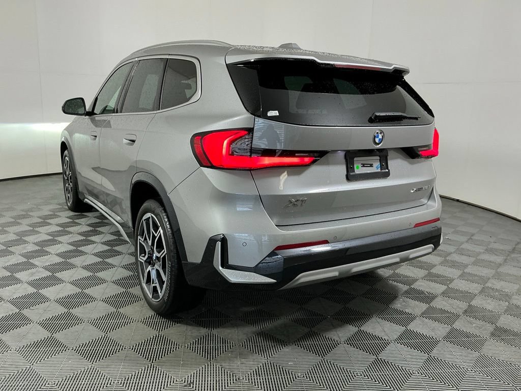 Certified 2025 BMW X1 xDrive28i w/ Convenience Package AWD/4WD image 7