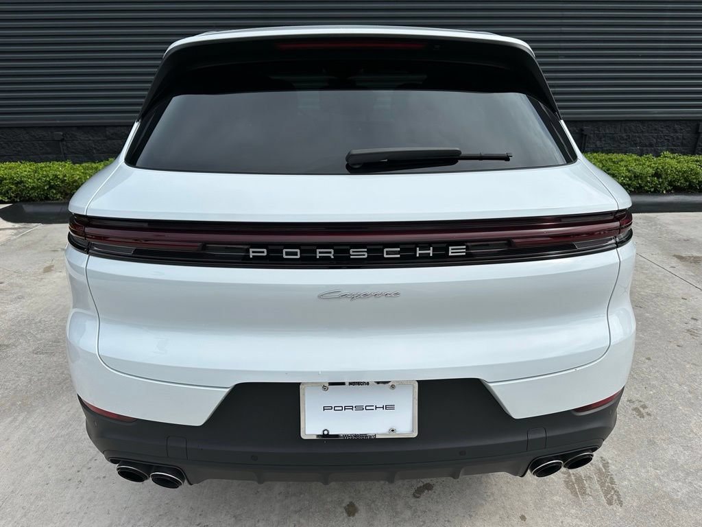Certified 2024 Porsche Cayenne AWD/4WD image 13