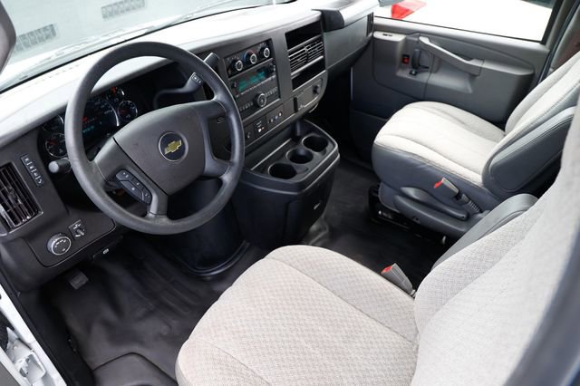 Used 2022 Chevrolet Express 3500 LS RWD image 9