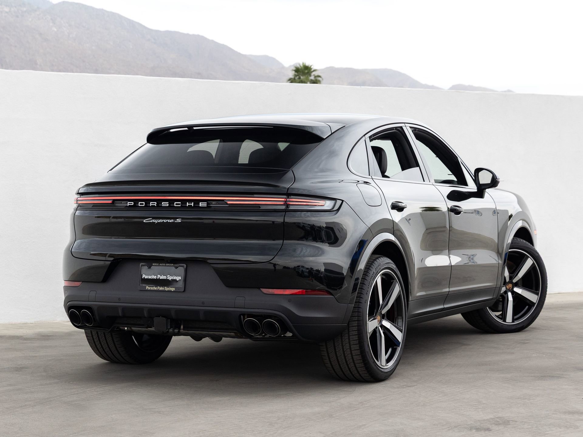 New 2026 Porsche Cayenne S image 7