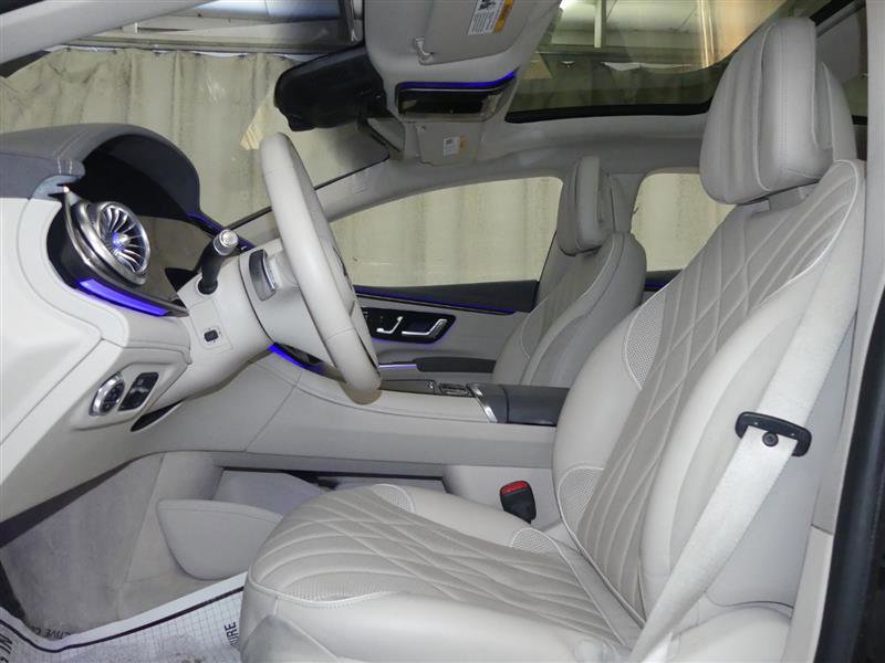Used 2022 Mercedes-Benz EQS 580 4MATIC image 26