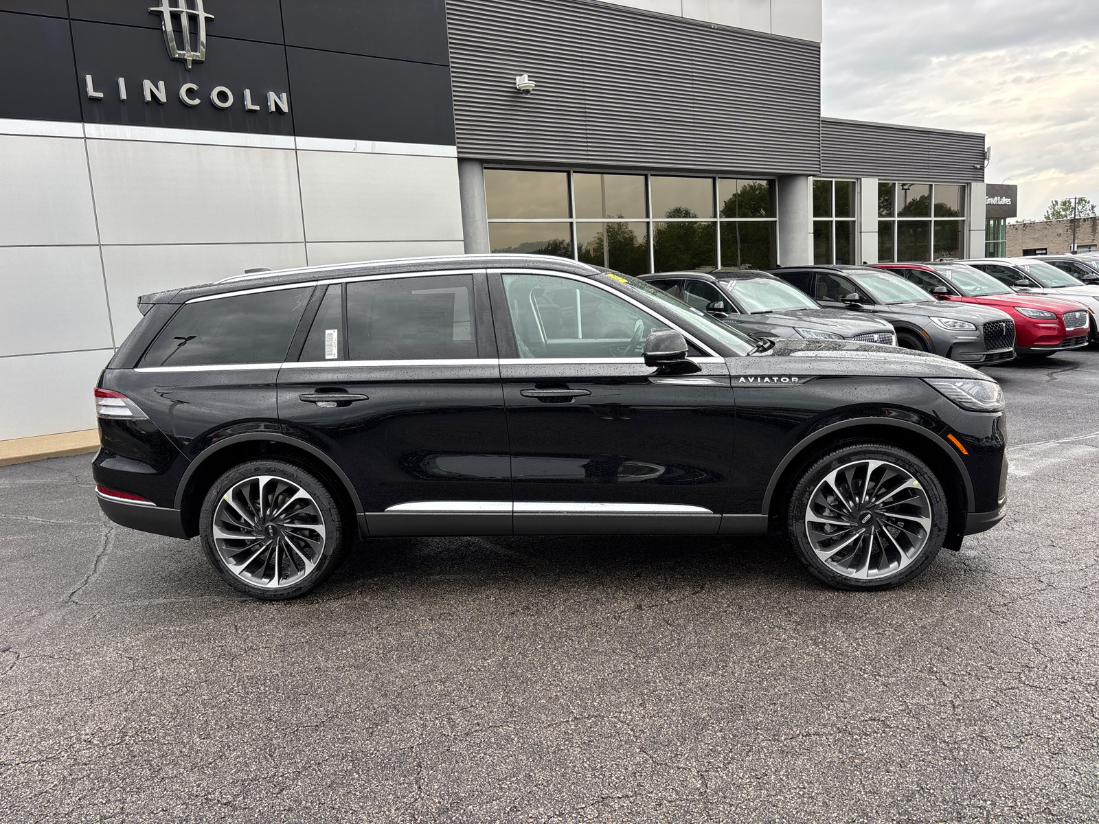 New 2026 Lincoln Aviator Reserve AWD/4WD image 8