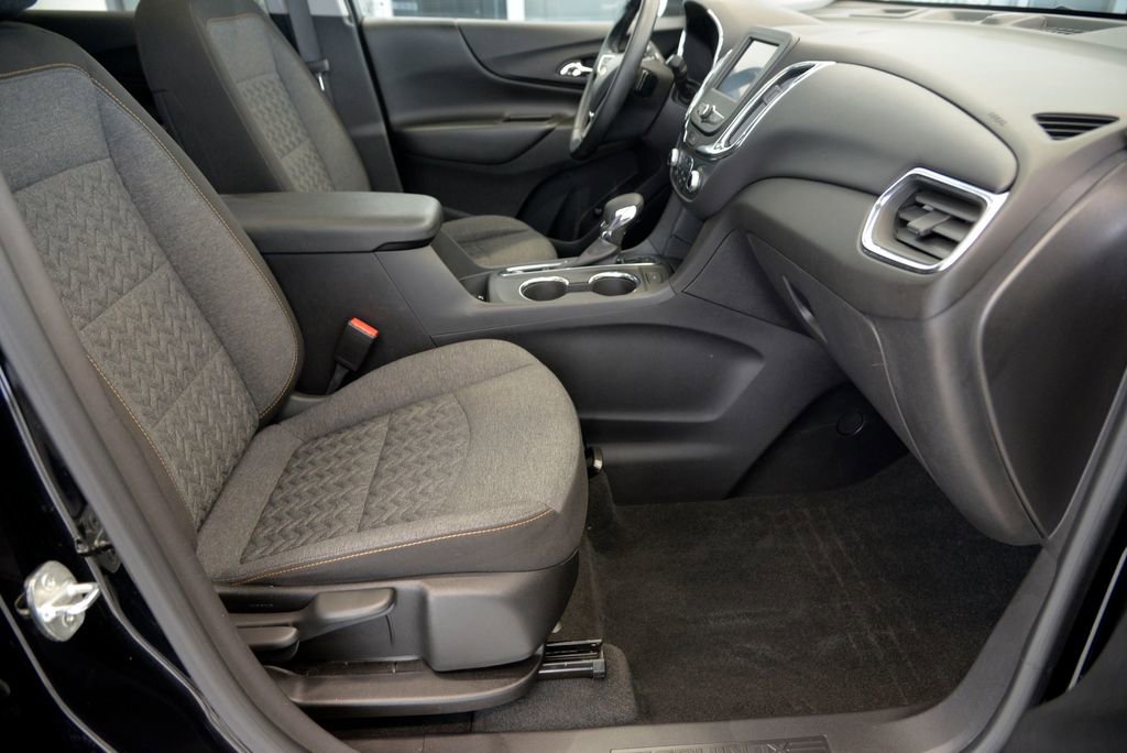 Used 2023 Chevrolet Equinox LT image 31