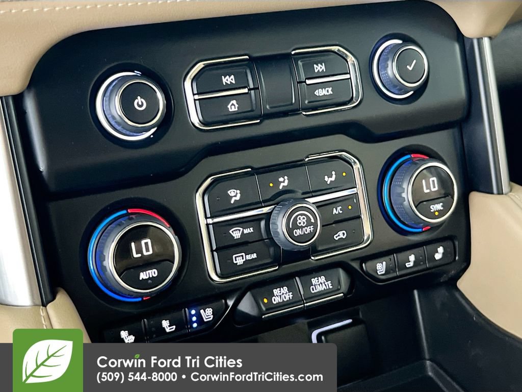 Used 2022 Chevrolet Suburban Premier AWD/4WD image 9