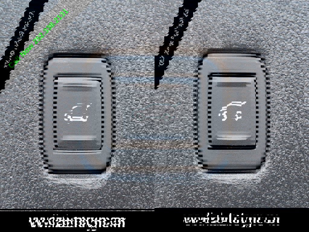 Used 2023 Chevrolet Blazer RS image 15