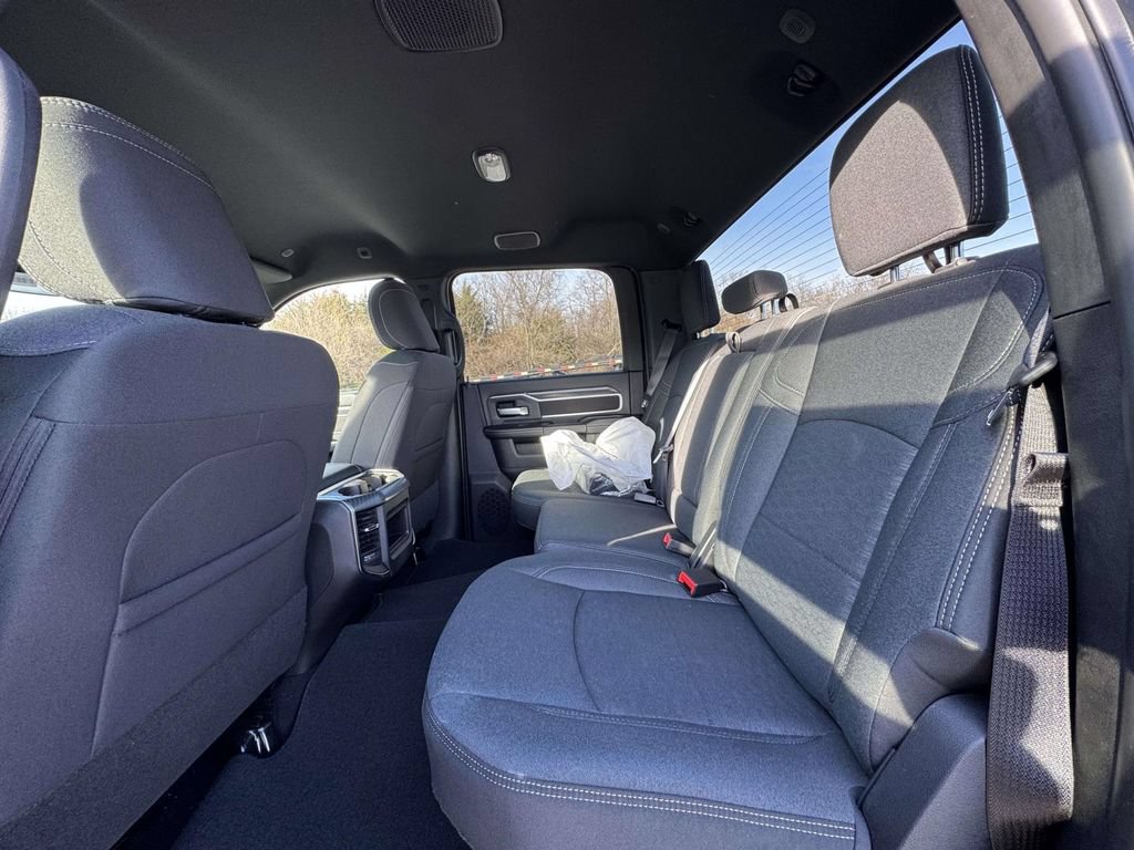 New 2026 RAM 2500 Big Horn AWD/4WD image 14