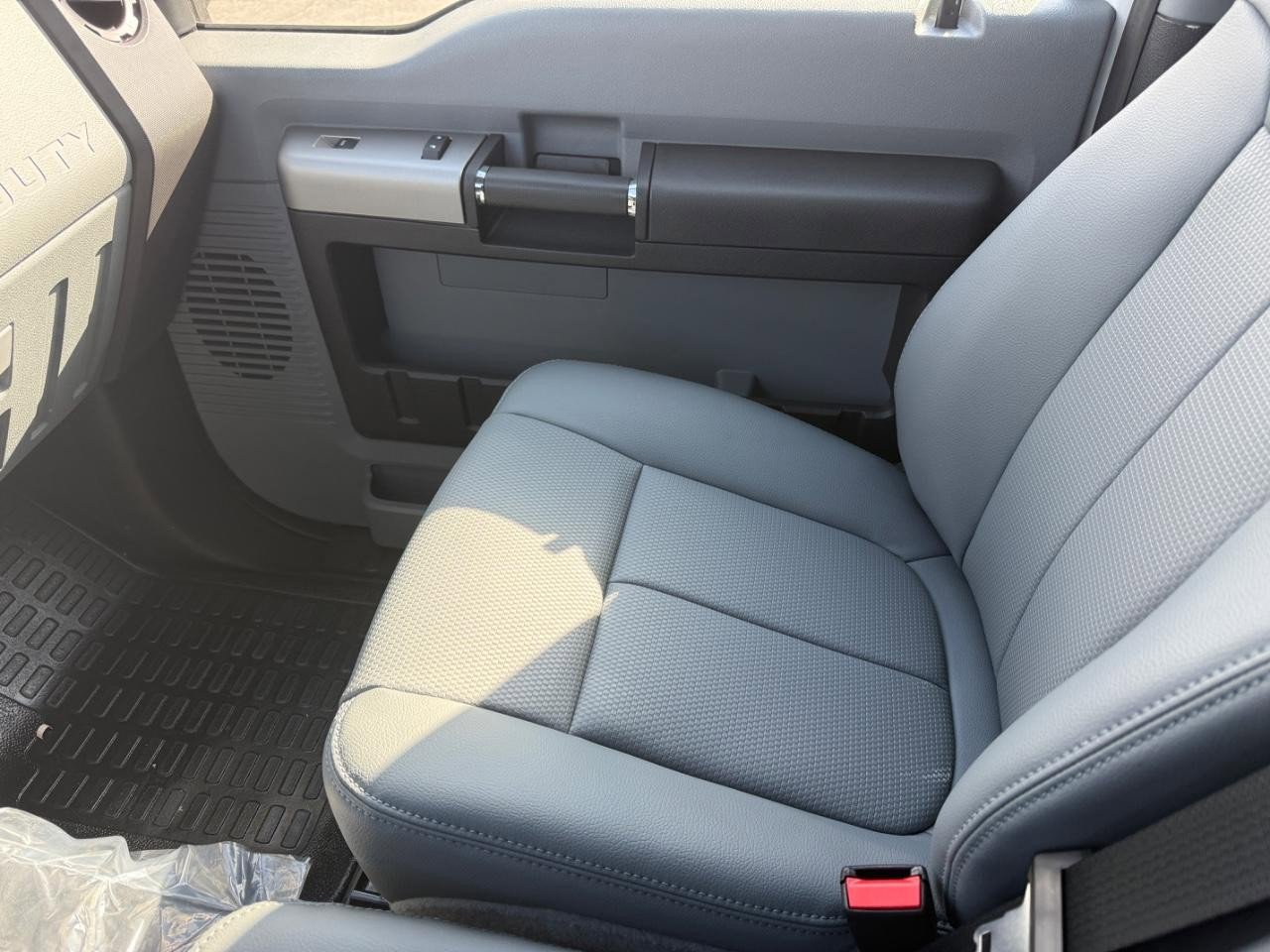 New 2026 Ford F750 2WD Regular Cab Super Duty image 17