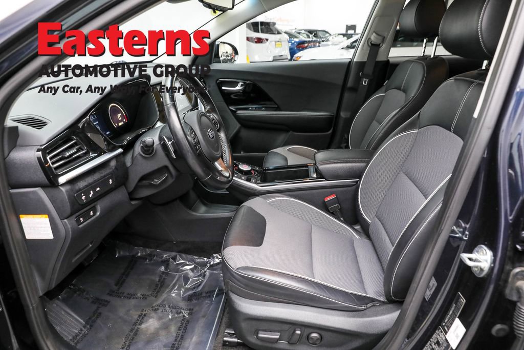 Used 2021 Kia Niro EX w/ Cold Weather Package image 14