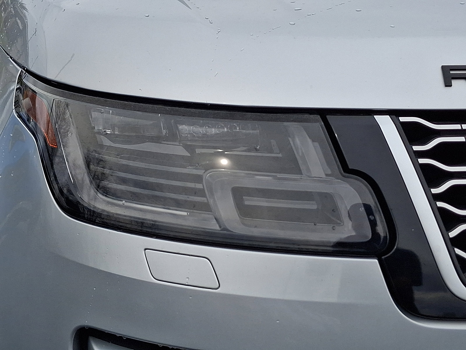 Used 2018 Land Rover Range Rover HSE AWD/4WD image 9