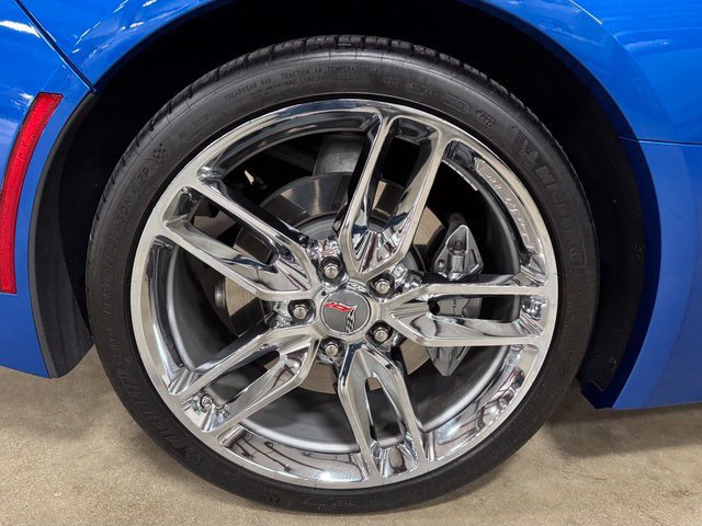 Used 2015 Chevrolet Corvette Stingray Coupe w/ ZF1 Appearance Package RWD image 34