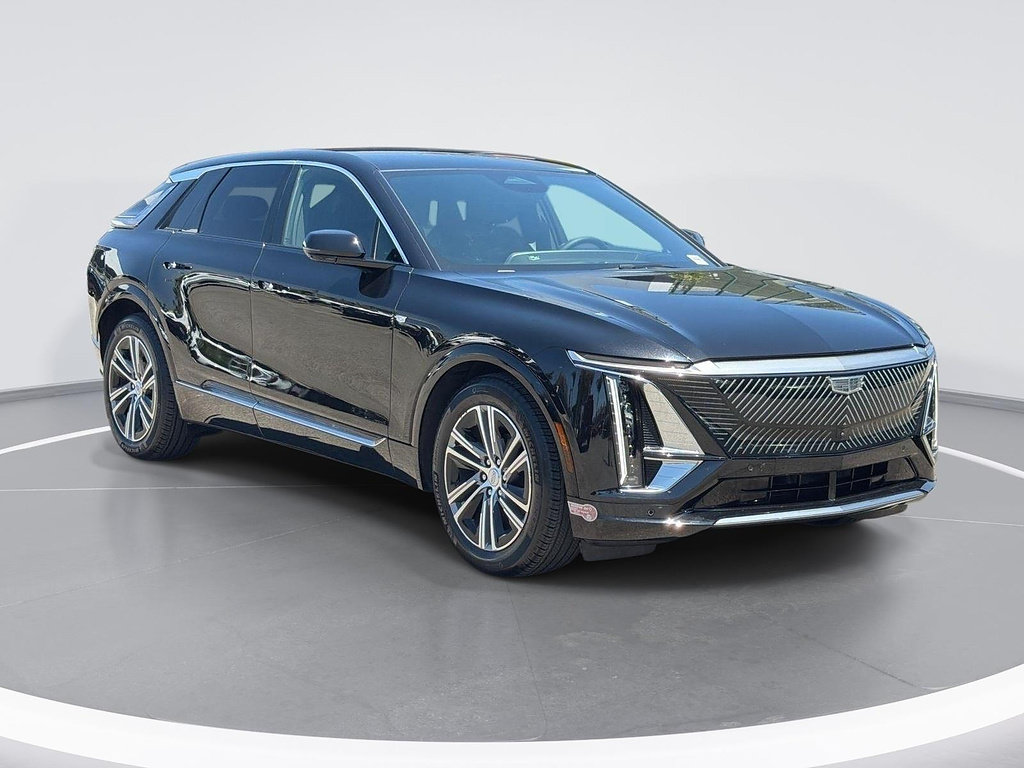 Certified 2024 Cadillac Lyriq Luxury RWD image 1