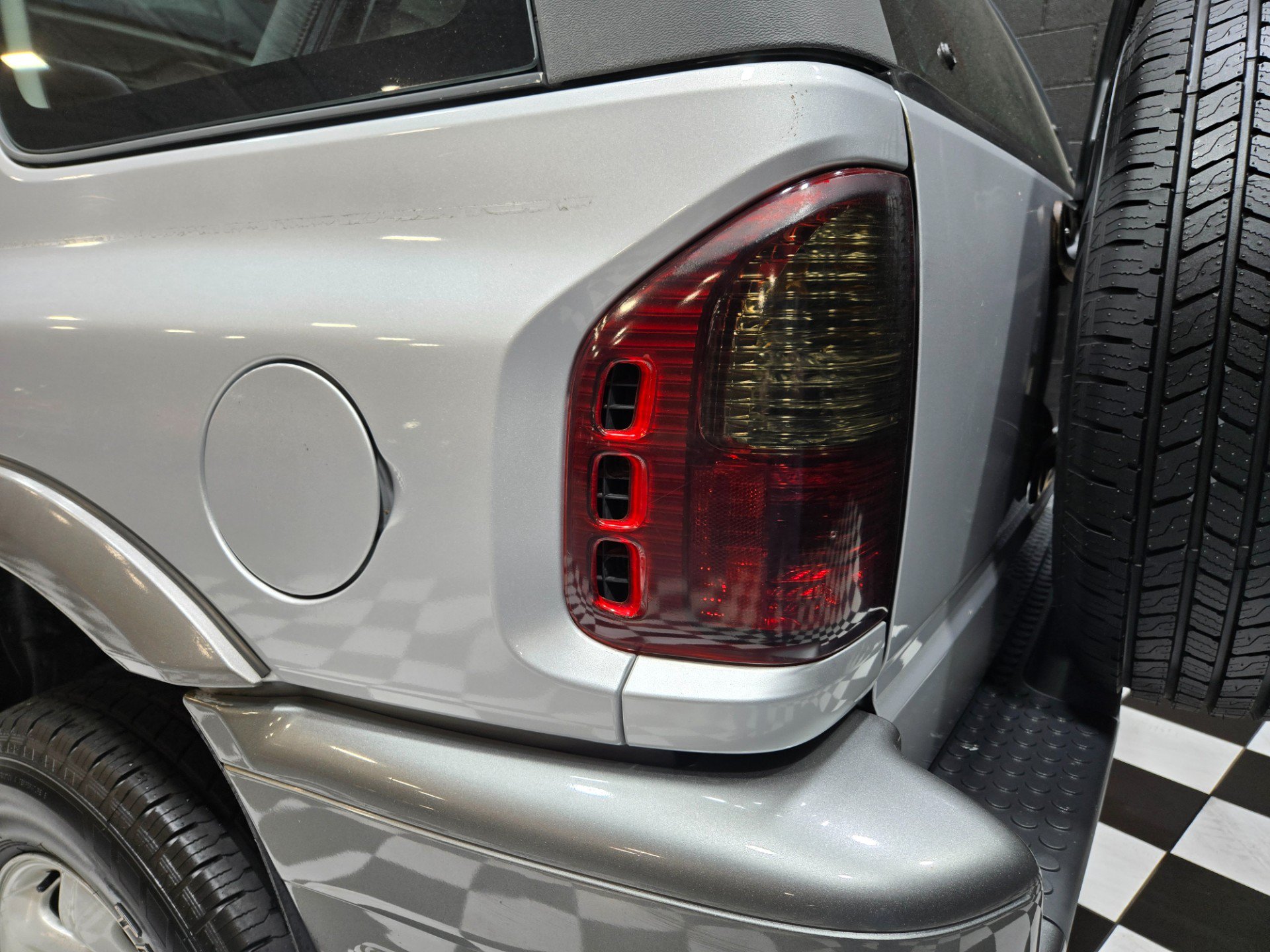 Used 2002 Isuzu Rodeo Sport RWD image 37