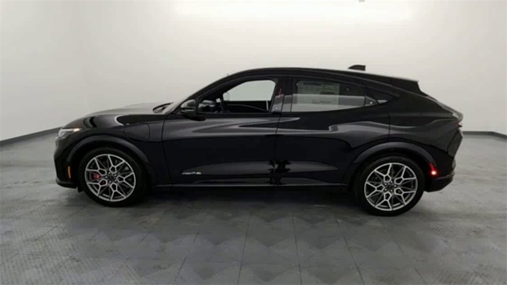 New 2025 Ford Mustang Mach-E GT image 5