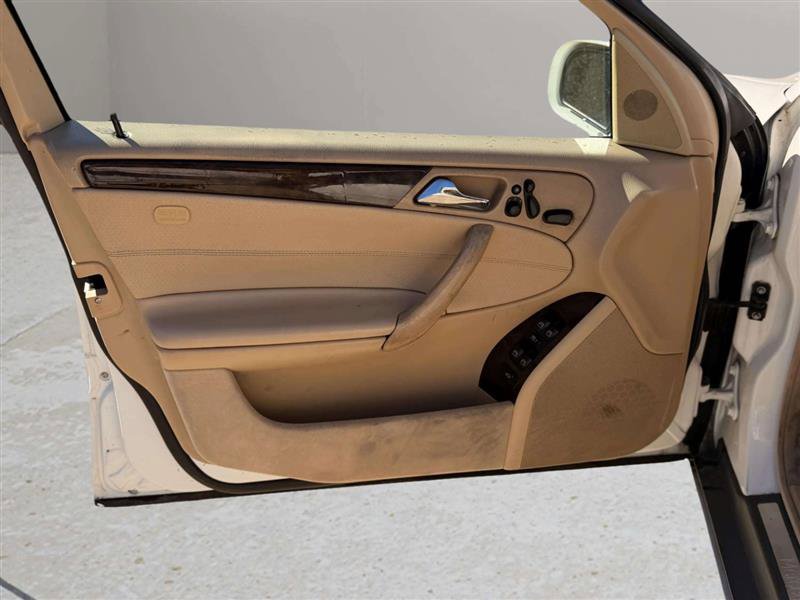 Used 2003 Mercedes-Benz C 240 Sedan w/ C2 Opt Pkg image 14