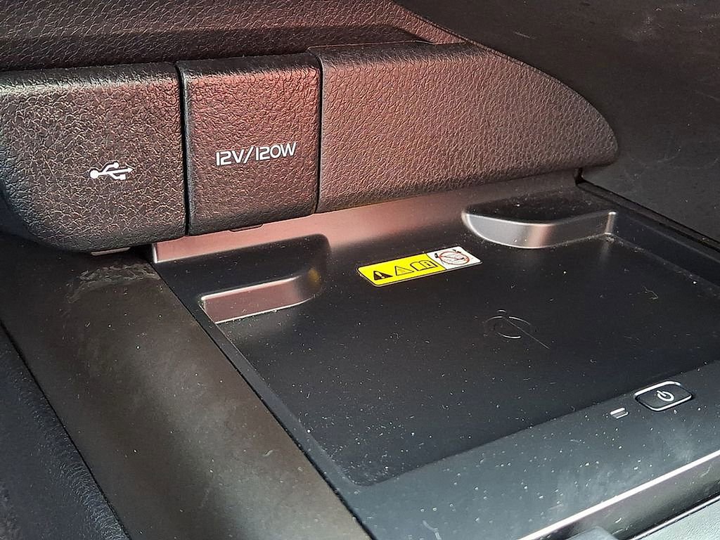 Used 2022 Toyota Camry XSE w/ Navigation Package AWD/4WD image 24