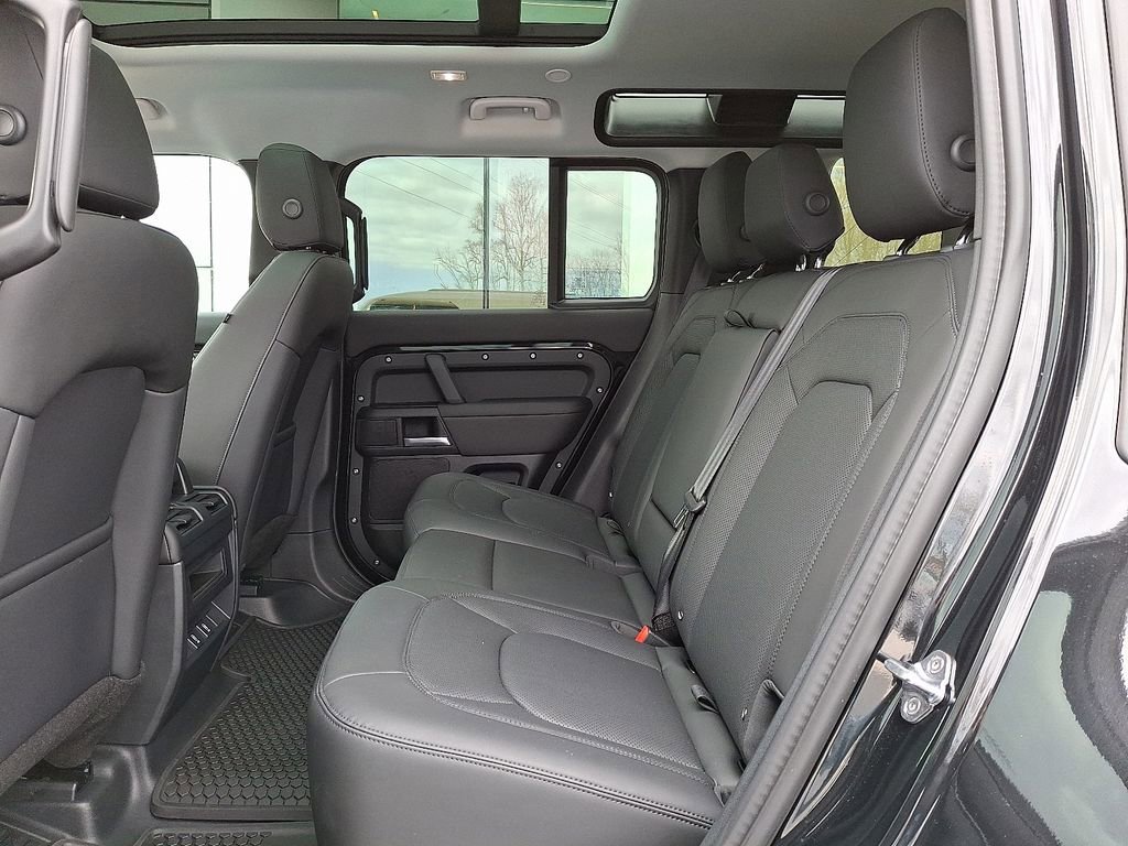 Certified 2026 Land Rover Defender 110 S AWD/4WD image 10