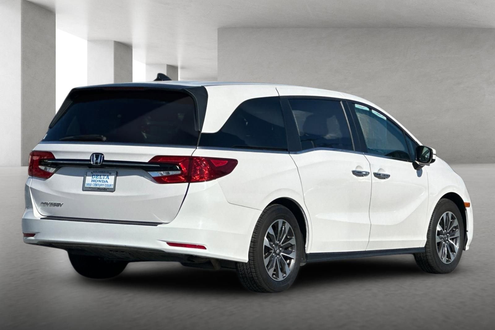 Used 2024 Honda Odyssey EX-L image 4
