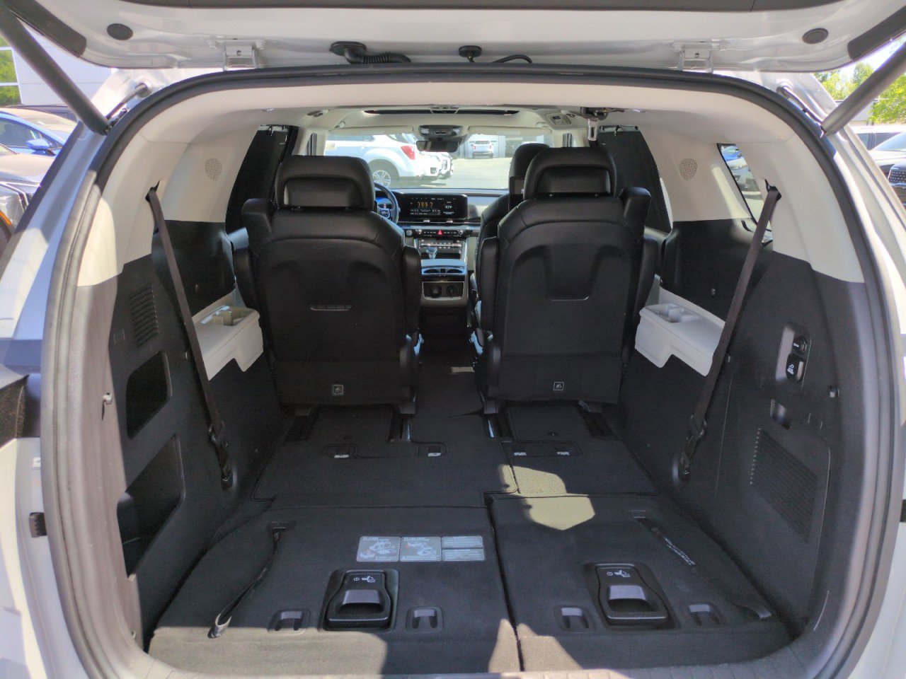 Used 2022 Kia Carnival SX Prestige FWD image 43